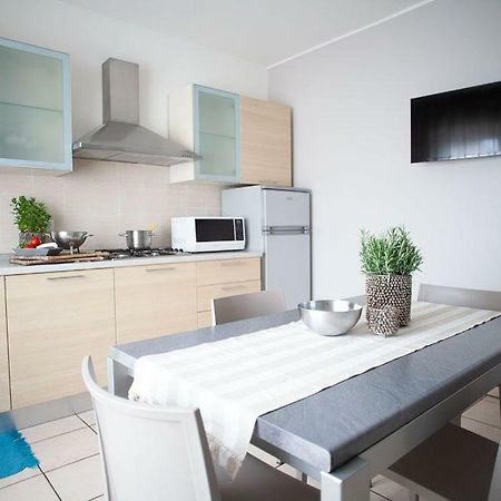 Trilocale Luna Riccione Kültér fotó